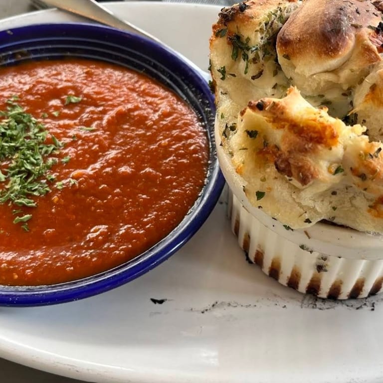 Takeout: Pizza and Italian Favorites